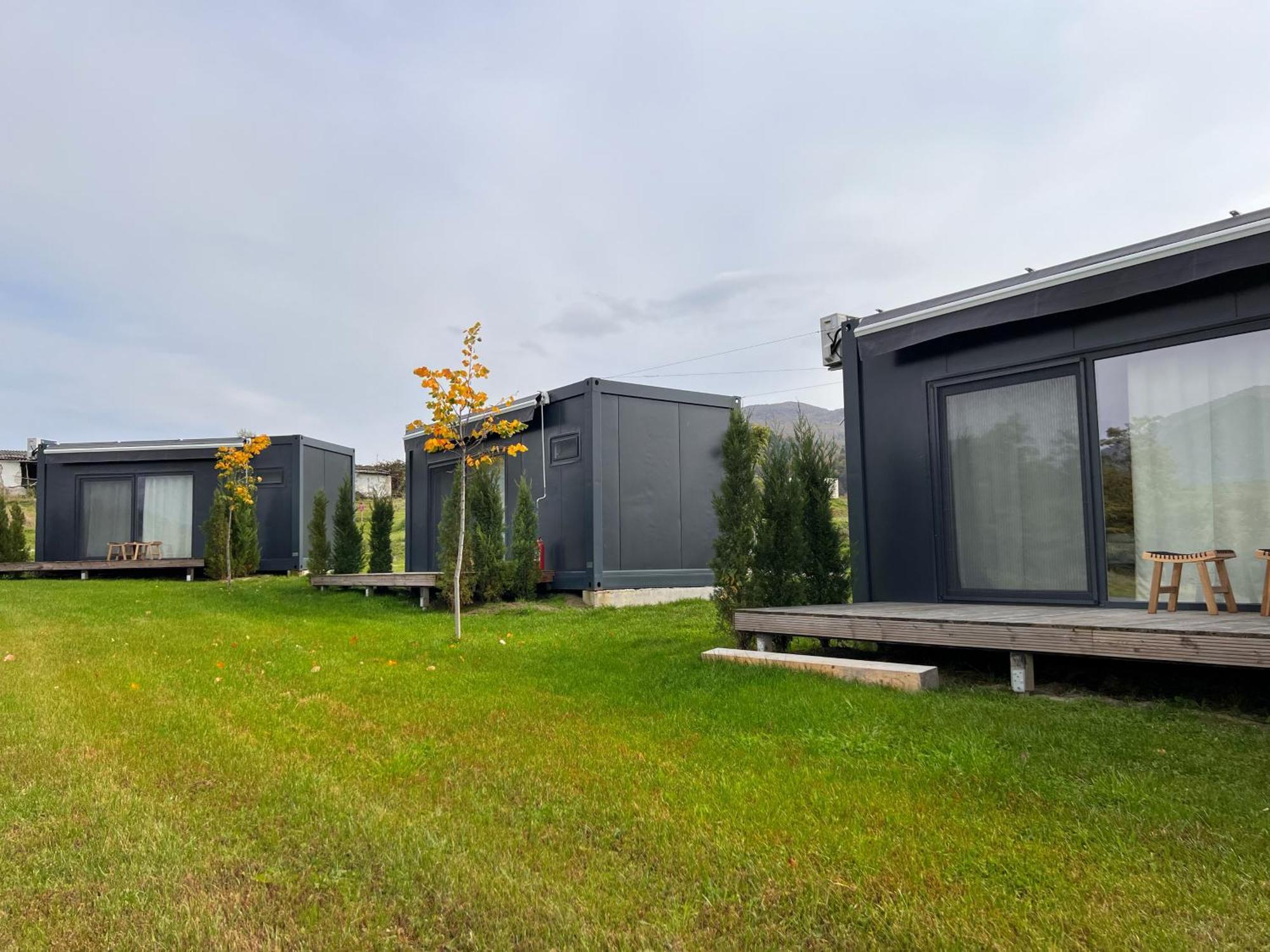 Hotel Flandra Glamping Corbeni Exterior foto